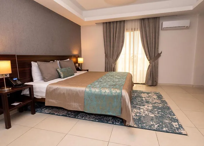 Souare Premium Hotel
