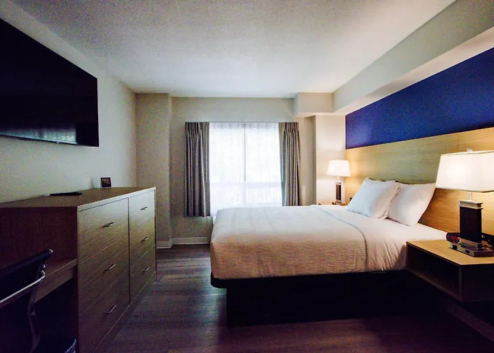 Baymont By Wyndham Gold River