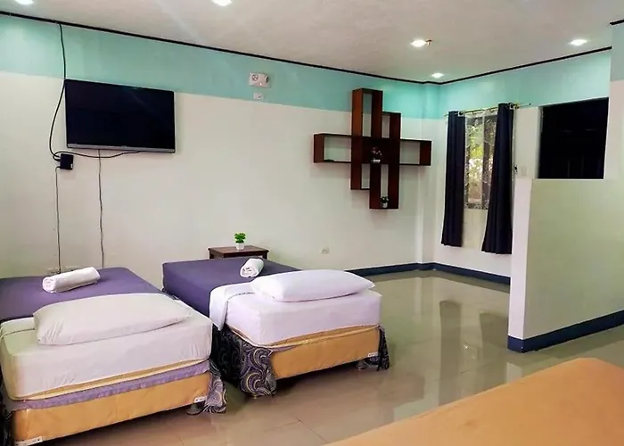 Ec Hotel Near Laoag Airport