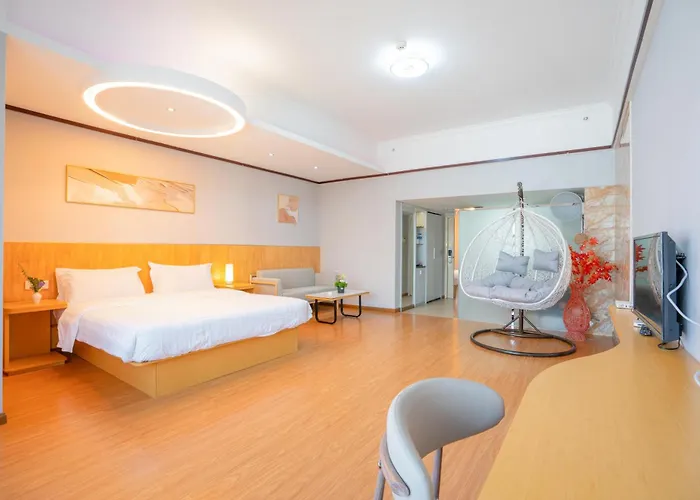 Ha Luo Hotel