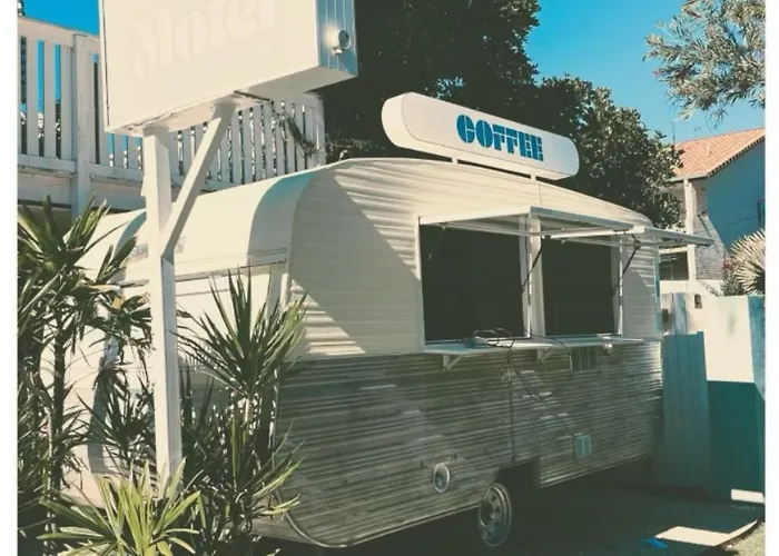 The Blue Water Motel