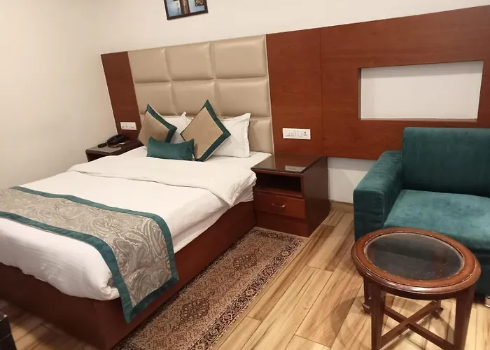 Hotel Ambica Katra