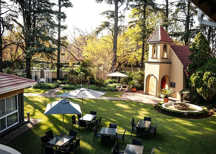 Three Rivers Lodge And Villas