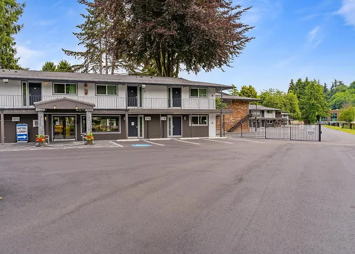 Interurban Suites Hotel, A Dazzler Select By Wyndham