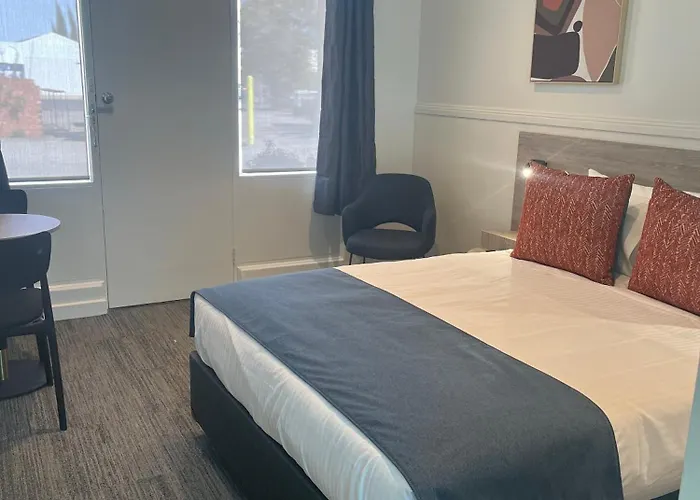 International Hotel Motel