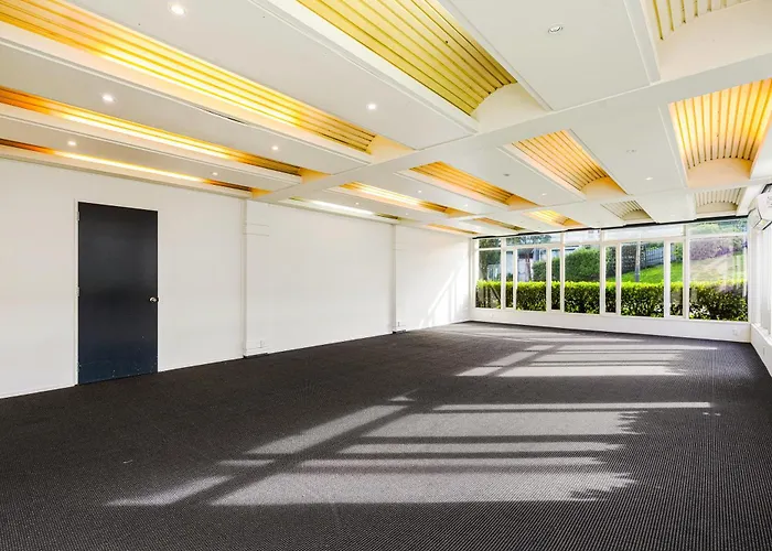 Grand Riccarton Hotel