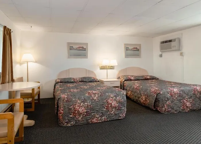 Dubois Manor Motel
