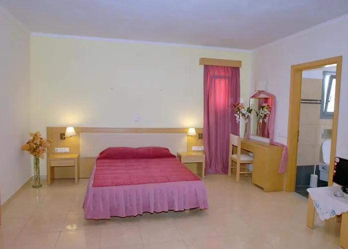 Theofilos Superior Hotel