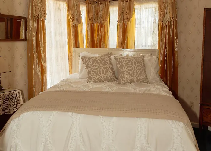 Julian Gold Rush Hotel