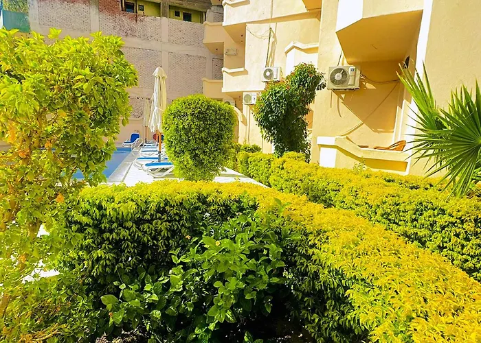 El Nakhil Hotel