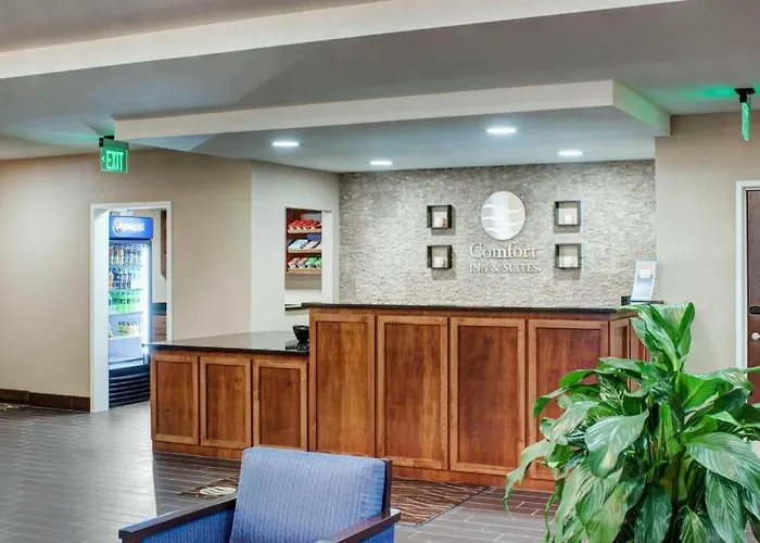 Comfort Inn & Suites