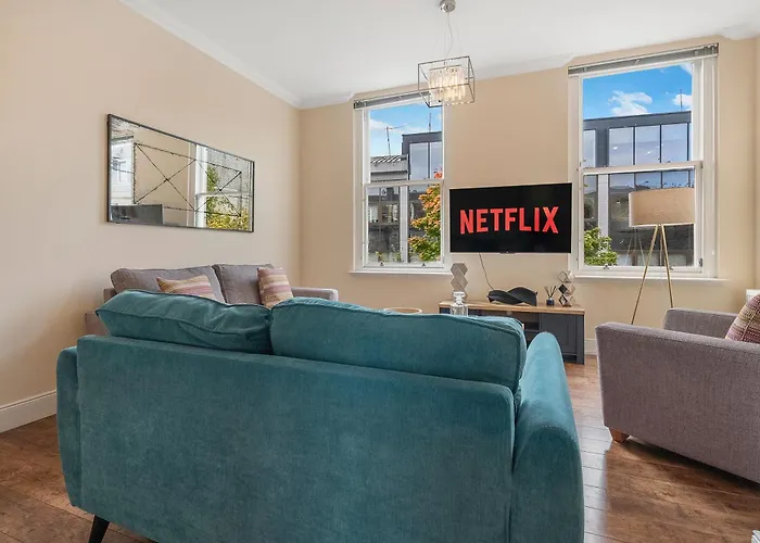 Crimon Place Townhouse - Grampian Lettings