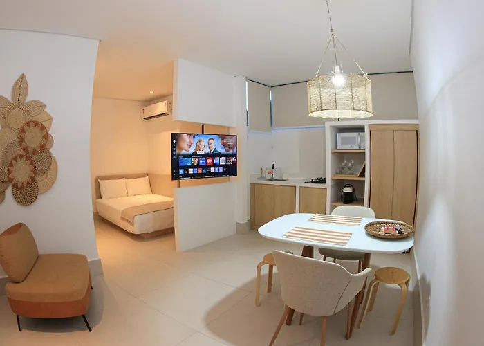 Roka Hotel Boutique