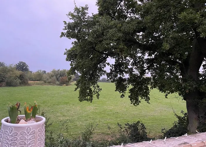 Severnside Boat And Caravan Park Gloucestershire - Caravan 1