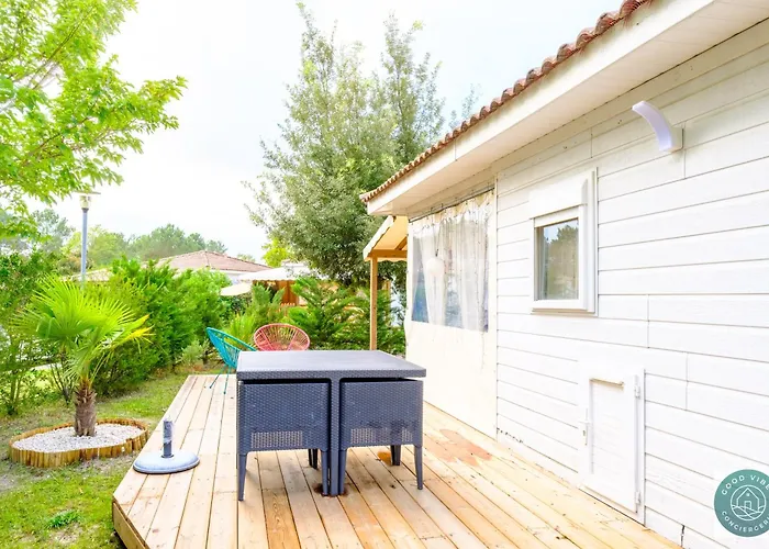 Chalet En Parc Residentiel Pour 4 Personnes A Proximite De La Plage