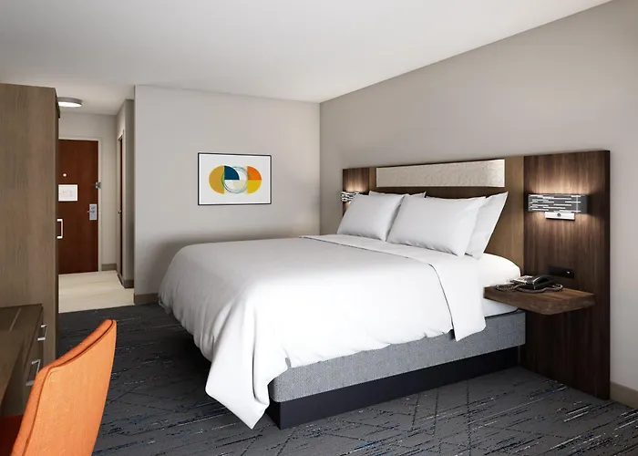 Holiday Inn Express & Suites Pensacola Airport North - I-10 By Ihg