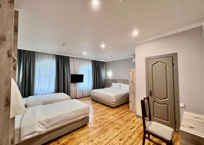 Green Hotel