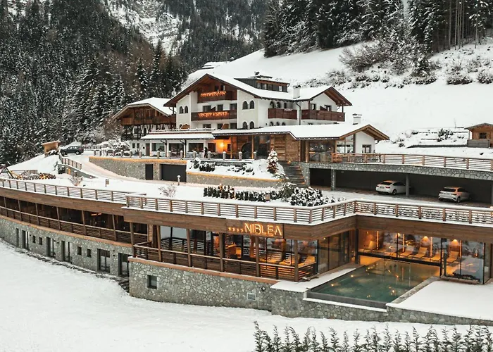 Hotel Niblea Dolomites Urtijëi