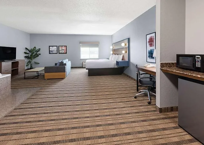 Americinn Grinnell Ia