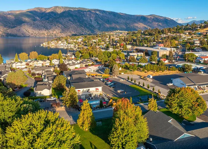 The Lodge Lake Chelan