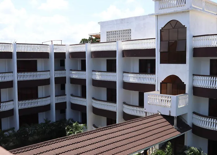 White Peacock Resort Mtwapa