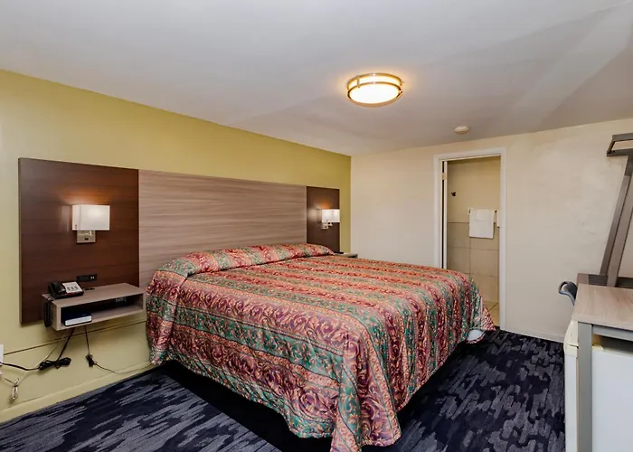 Budget Inn Columbus