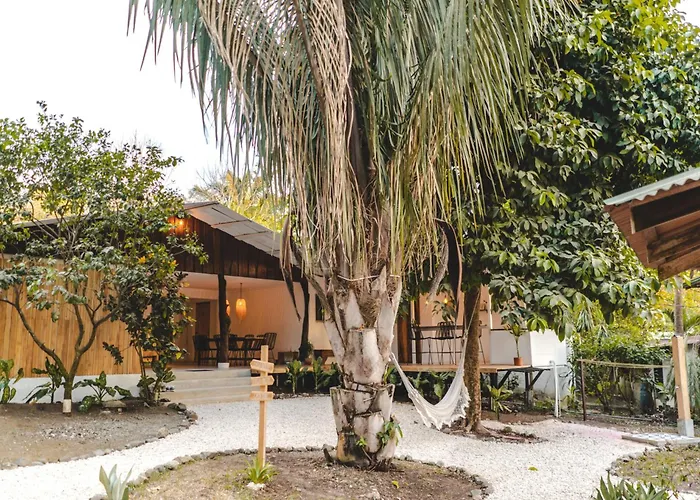 Cuatro Vientos Lodge & Apartments - Santa Teresa, Cr