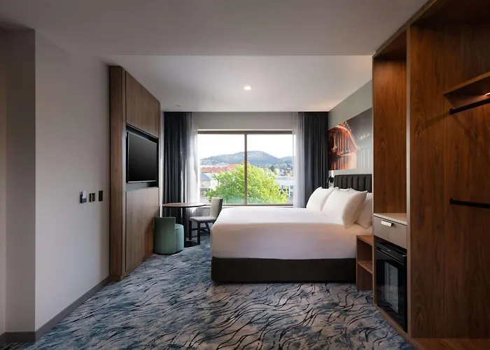 Doubletree By Hilton Hobart