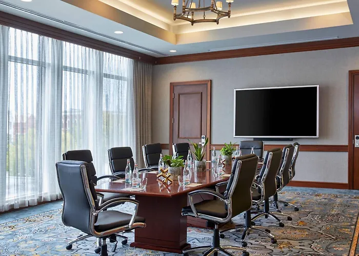 Renaissance Montgomery Hotel & Spa At The Convention Center