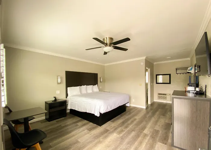Rockview Inn And Suites - Morro Bay Ca