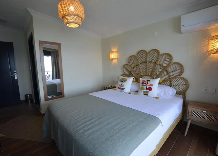 ADOS Otel