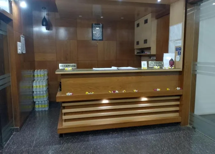 Shrinivas Lodge