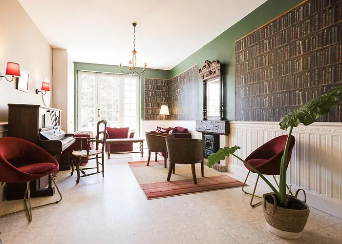 Logis Hotel Restaurant Le Lascaux
