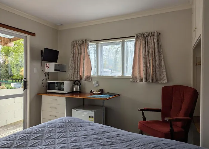 Burkes Pass Country Motels
