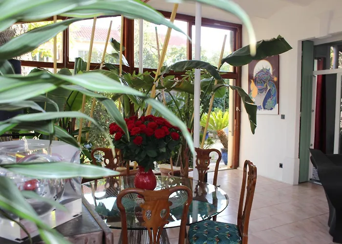 Villa Kumquats