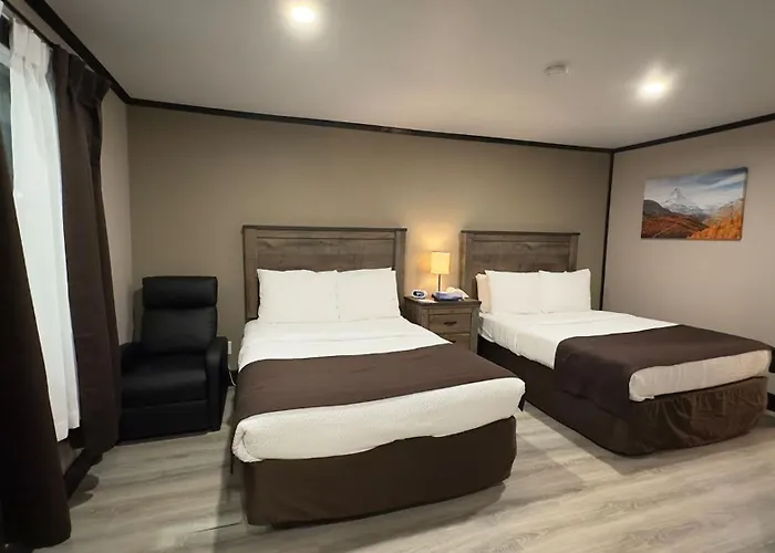 Motel 7 Inn & Suites