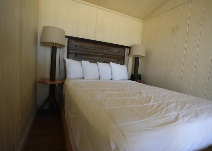 Cabins At Grand Canyon West