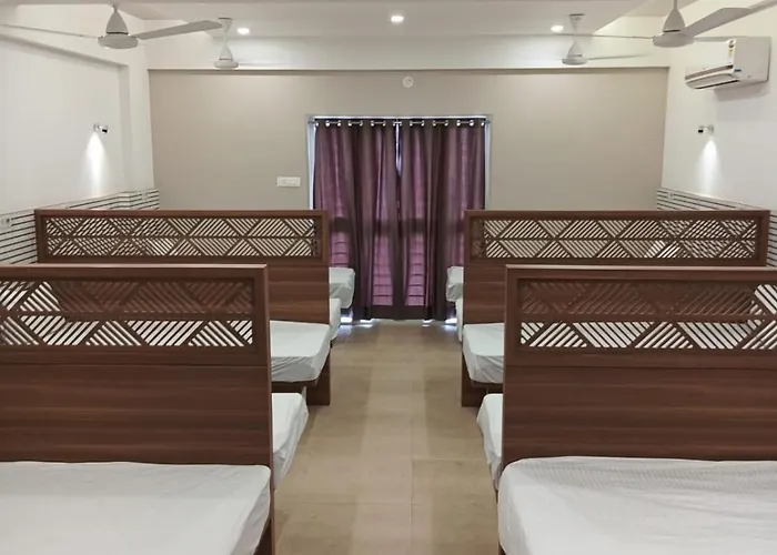 Hotel Veesons Executive