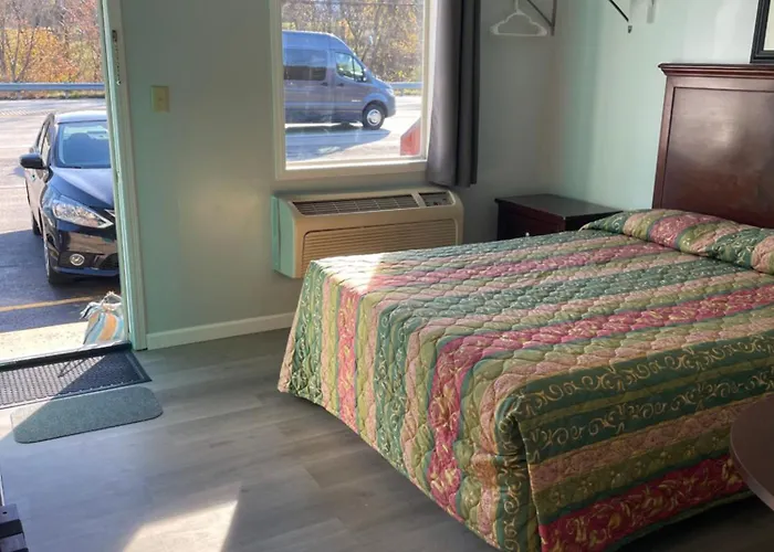 Perry-O Inn & Suites