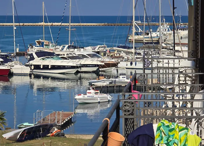 Hotel Cala Marina