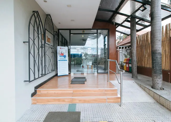 Reddoorz Plus At Mm Hotel Las Pinas Former Reddoorz Plus Near Bamboo Organ