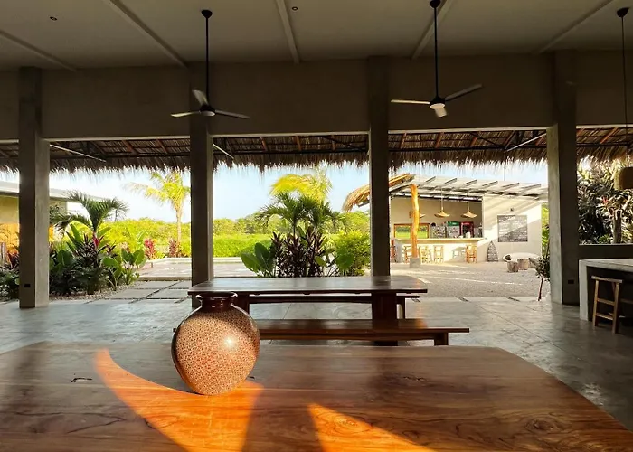 Tukasa - Surfhouse Popoyo