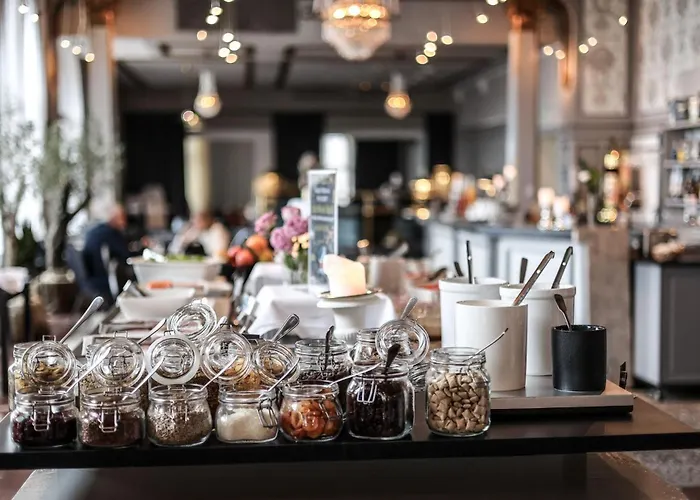 First Hotel Statt Oernskoeldsvik