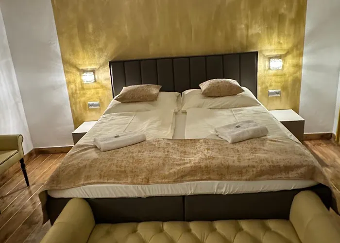 Atmosfera Rooms & Restaurant
