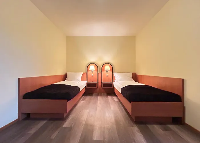The Lodge Hotel By American Ease Grafenwoehr