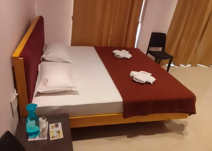 Hotel Town Pride , Ganpatipule