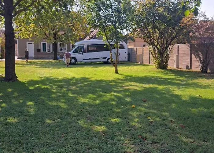 Nosztalgia Kemping Es Apartman