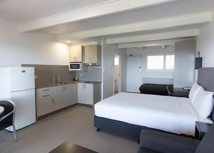 Amooran Oceanside Apartments And Motel