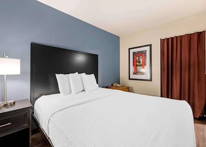 Extended Stay America Suites - Cincinnati - Blue Ash - Reed Hartman