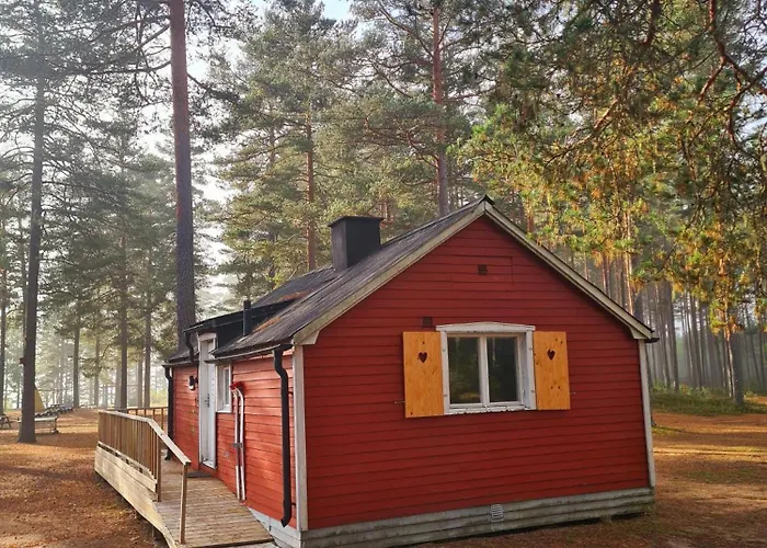 Stuga Ros Naturcamping Lagom